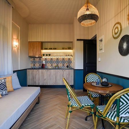 Krissaia Seaside Suites Galaxídhion Eksteriør bilde